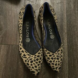 rothy’s cheetah leopard shoes flats 7.5 EUC the point